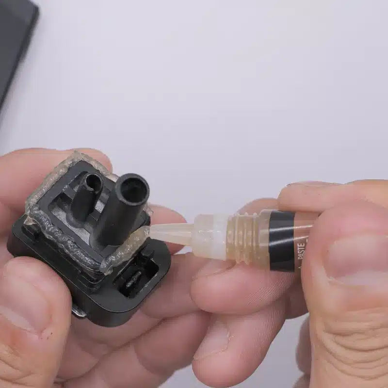 4UANTUM Lubricant and lockers