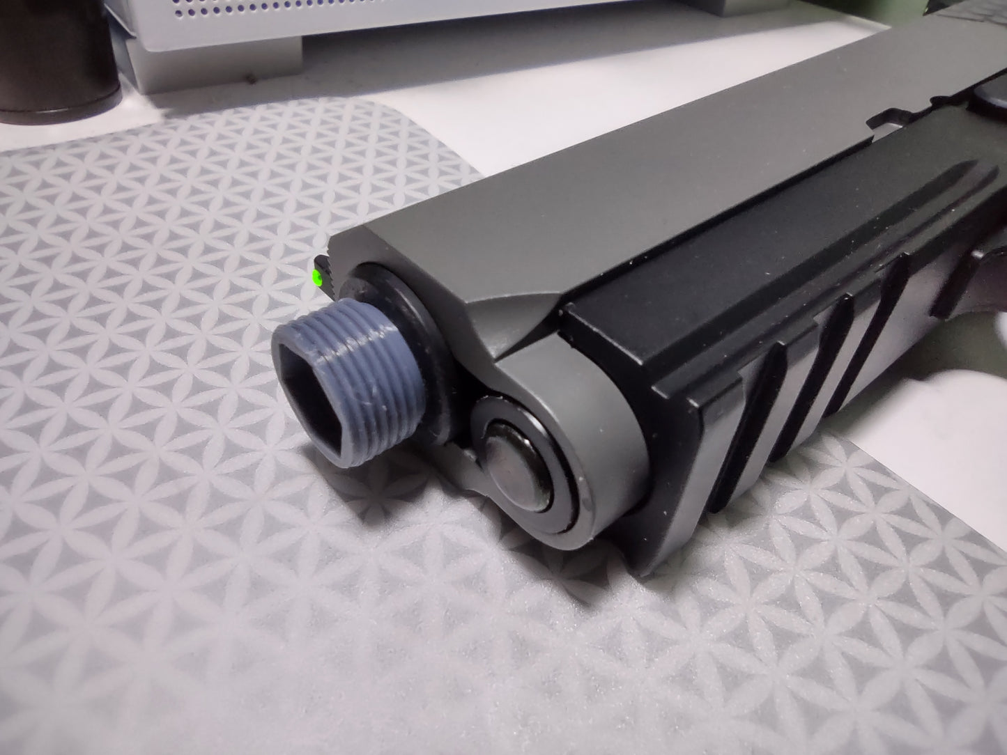 Thread Adapter for 12CW to 14CCW